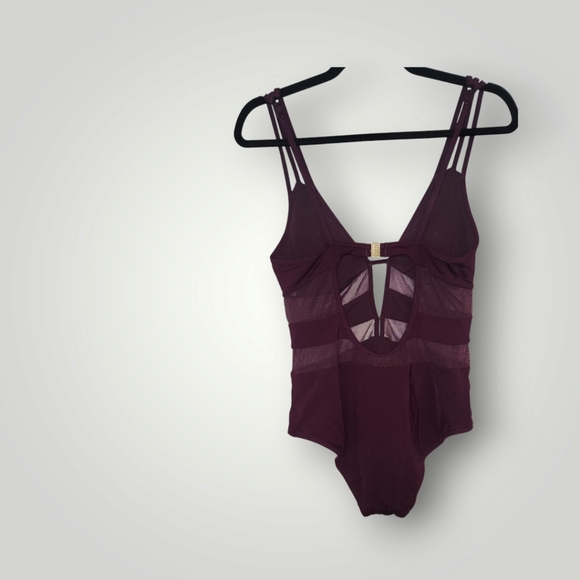 Jets Austalia Jessika Allen Plunge One Piece maroon bodysuit size 8 - Picture 4 of 16